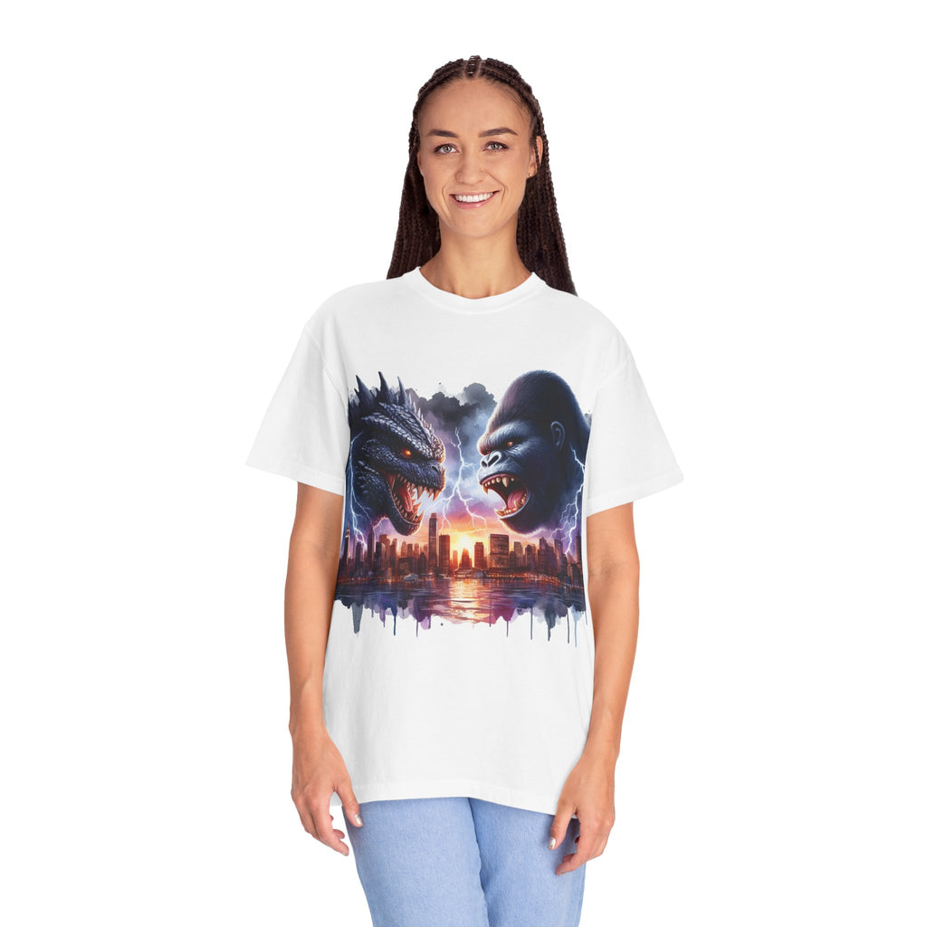Godzilla vs Kong Battle Scene T-shirt | City Skyline Lightning