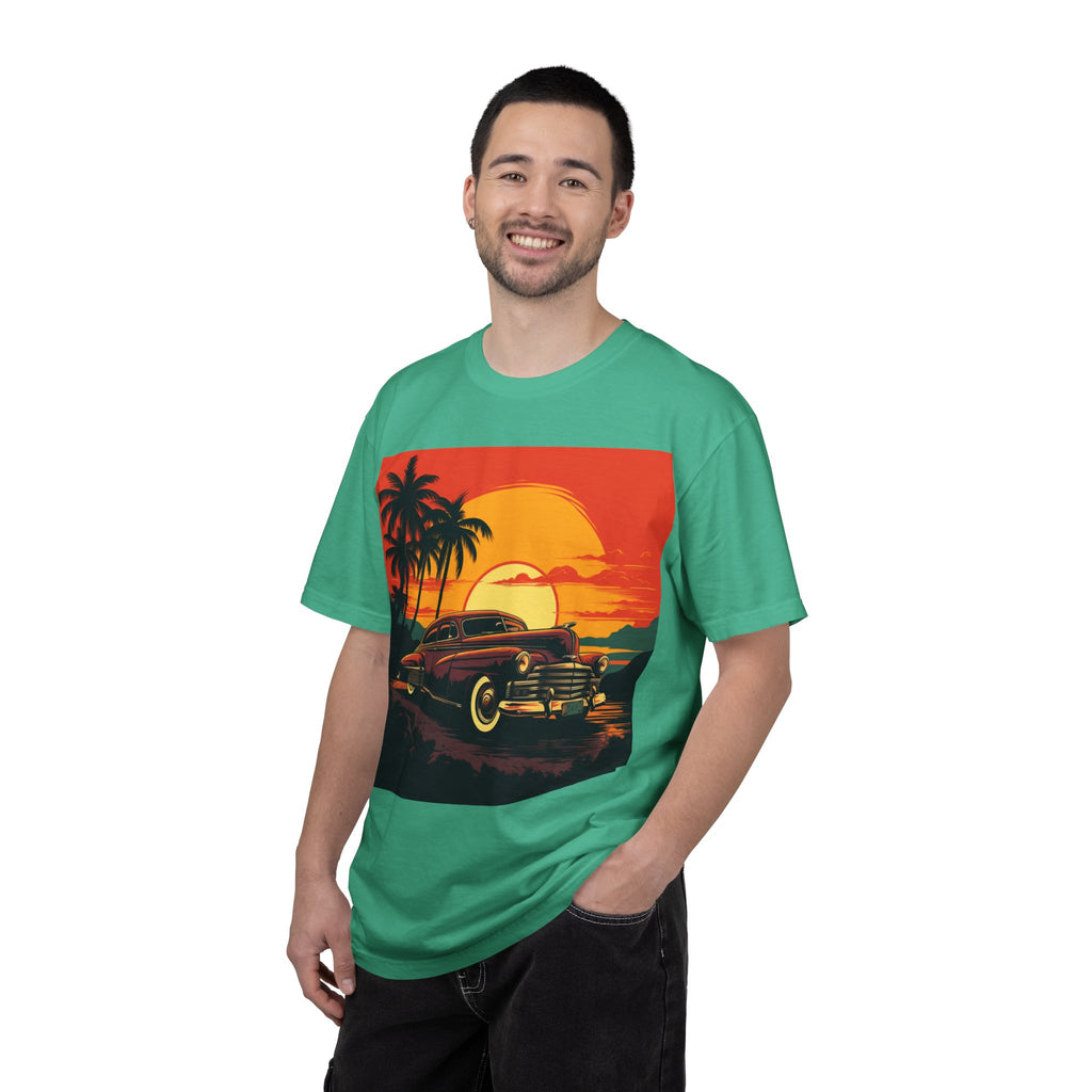 Vintage Sunset Car T‑Shirt — Retro Palm Beach Cruiser Tee